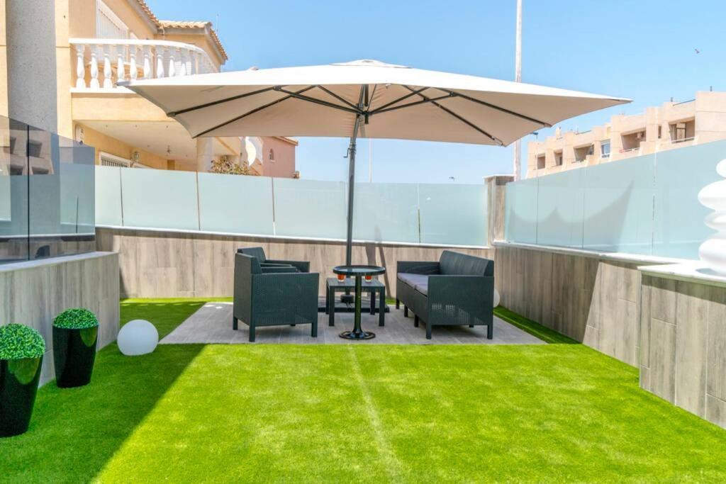 Villa-Capricho Playa - Zeus Torrevieja Luaran gambar