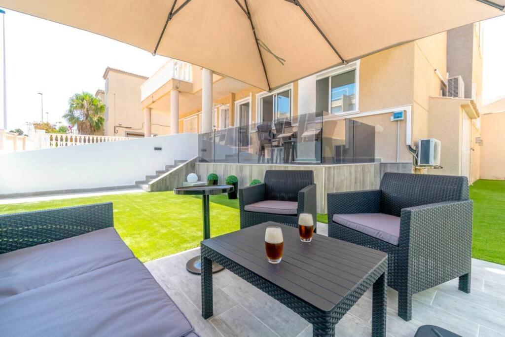 Villa-Capricho Playa - Zeus Torrevieja Luaran gambar